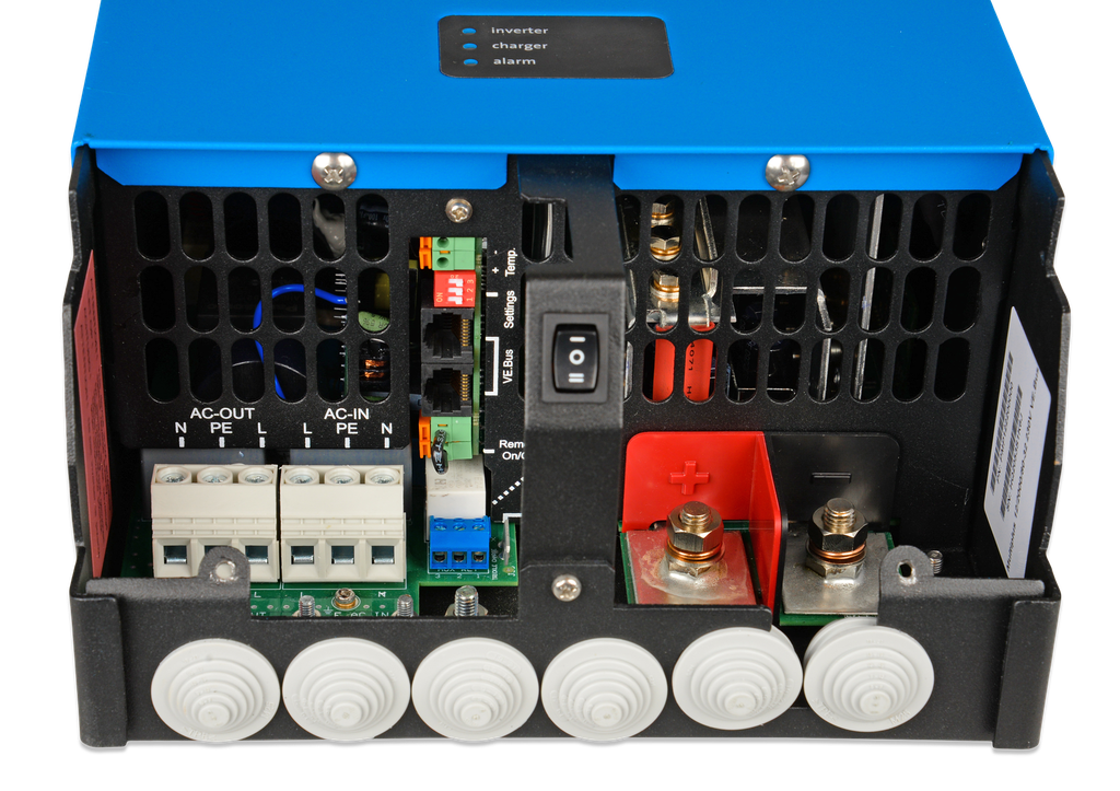 MultiPlus 12/2000/80 230V (bottom open5) 