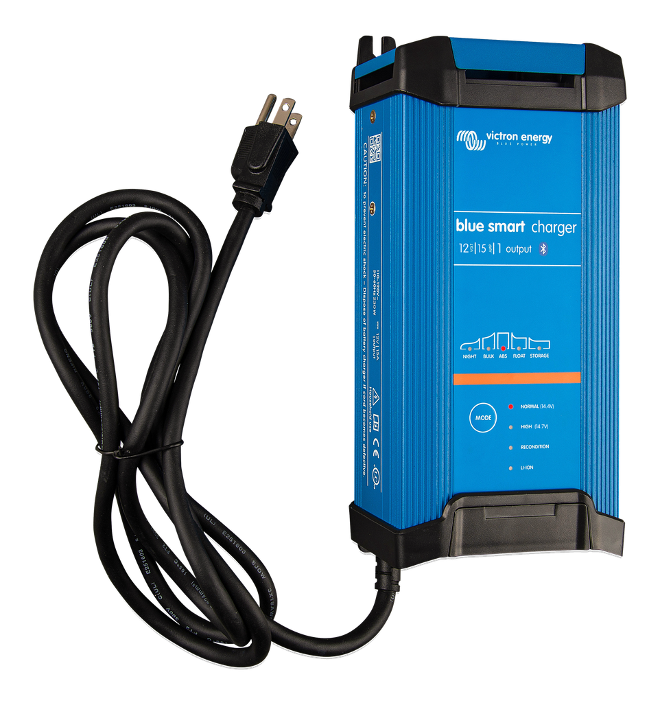Blue Smart IP22 Charger 12V 15A (1) 120V