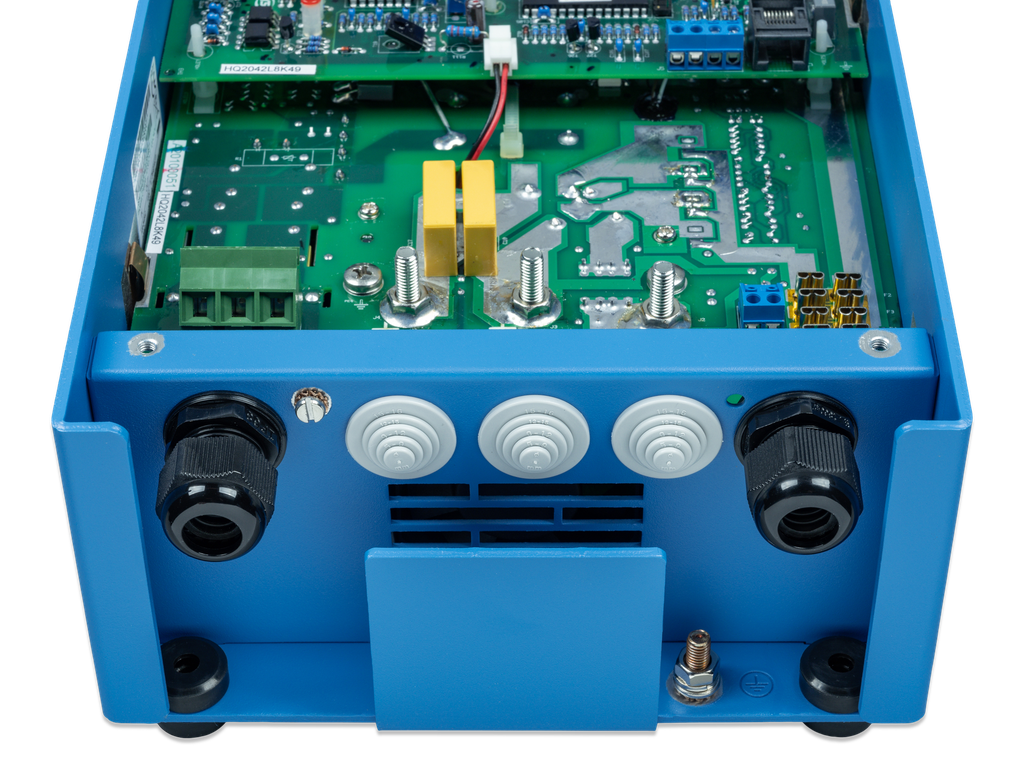 Charger 24/25 (2+1) 120-240V (conn open) 