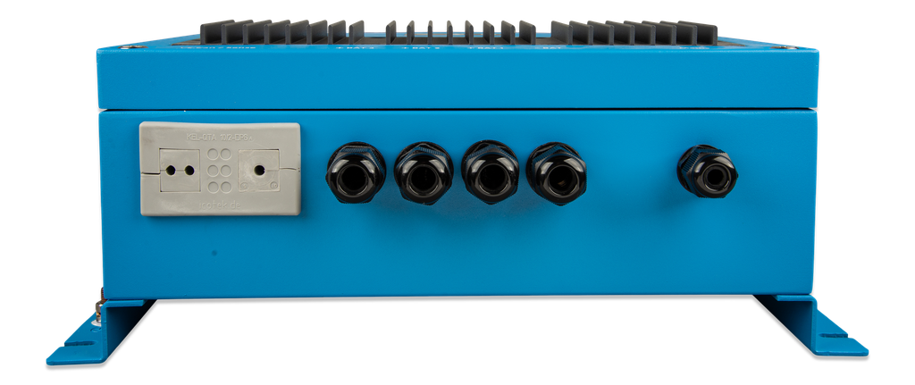 Skylla-I65 12V 70A 3 outputs (front) 