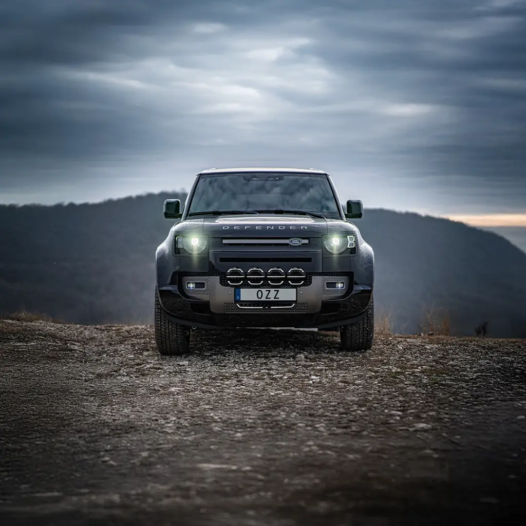 Defender-OZZ-XR2-P7-XB1-P20-mindre.webp