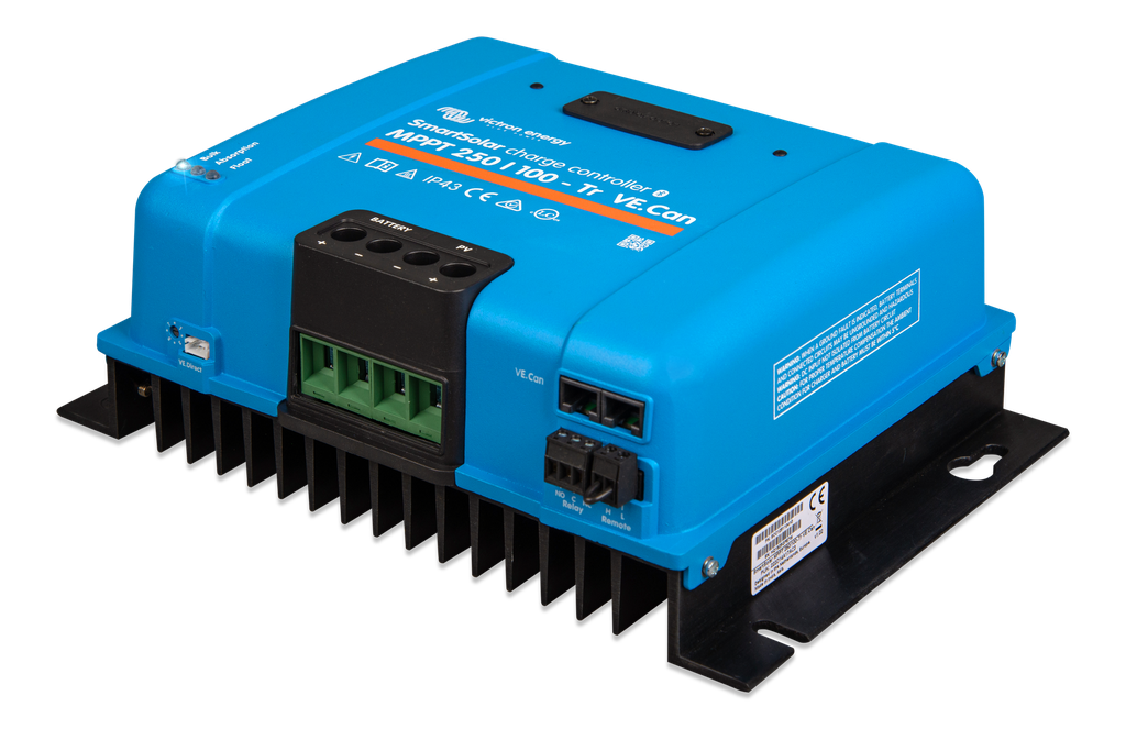 SmartSolar MPPT 250/100-Tr VE.Can (left) 