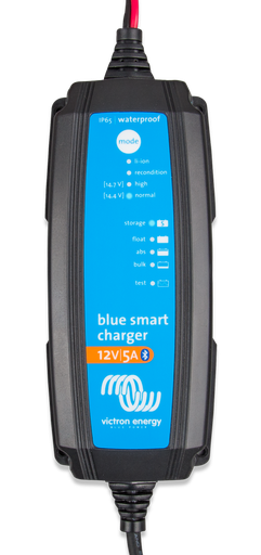 [BPC120535034R] Blue Smart IP65s Charger 12/5(1) 230V CEE 7/16 Retail