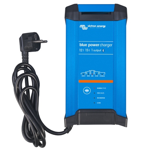 [BPC121542002] Blue Smart IP22 Charger 12/15(1) 230V CEE 7/7