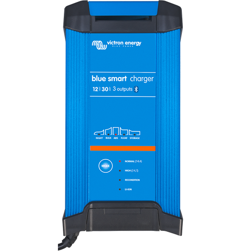 [BPC241647012] Blue Smart IP22 Charger 24/16(1) 230V AU/NZ